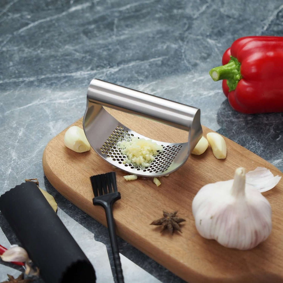 Chive press / General kitchen utensils